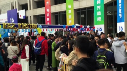 Türkler Mehmetçik'e selam gönderdi - PEKİN