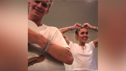 Miley Cyrus se encuentra muy feliz con Cody Simpson