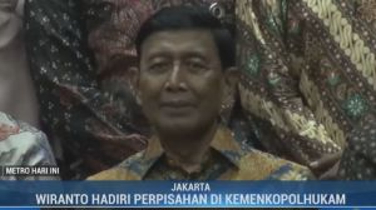 Wiranto Hadiri Perpisahan di Kemenko Polhukam