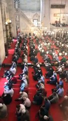 SÜLEYMANİYE CAMİSİNDE CUMA EZANI AHMET MARANKİ HAYIRLI CUMALAR DİLİYOR