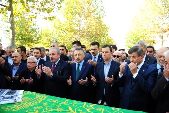 Usta Yazar Nuri Pakdil son yolculuğuna uğurlandı
