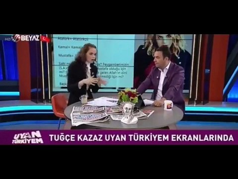 Eski manken Tuğçe Kazaz, Atatürkçüler hakkında yaptığı ve büyük tepki çeken sosyal medya paylaşımı için pişman olmadığını belirterek, Atatürkçülere Al