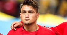 Cengiz Ünder'in asker selamı sonrası hocasından açıklama: Futbol ve siyaset aynı yatakta uyumaz