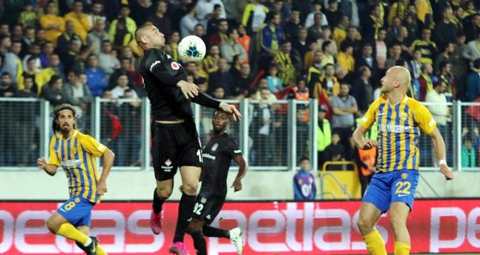 Beşiktaş deplasmanda Ankaragücü ile golsüz berabere kaldı