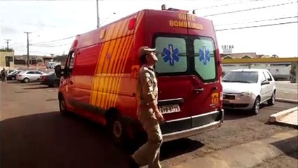 Mulher fica ferida após colisão entre carros no Bairro Coqueiral