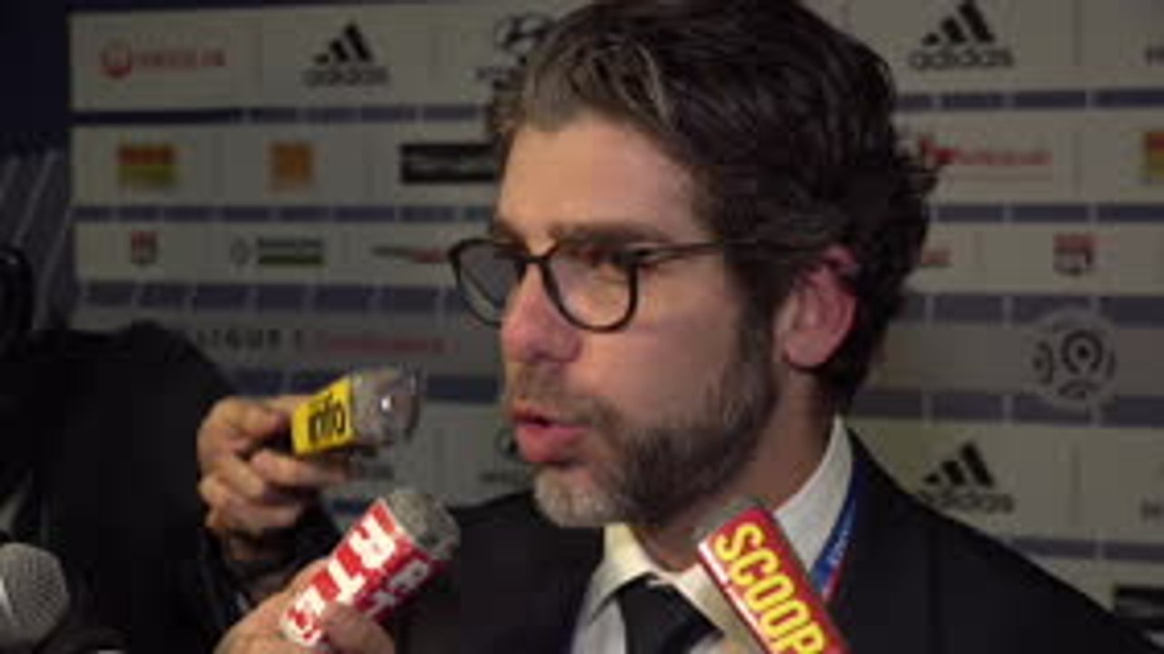 10e j. - Juninho : "Garcia travaille la discipline et l'agressivité de l'équipe"