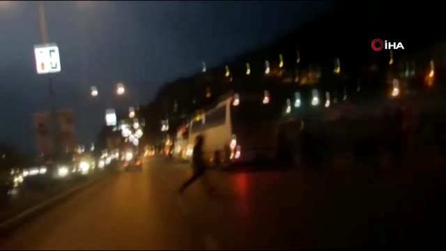 Hatayspor ve Adana Demirspor taraftarı arasında kavga çıktı