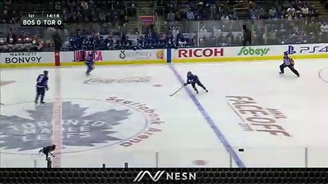 Maple Leafs Score Bizarre Goal To Take Early Lead Vs. Bruins Saturday