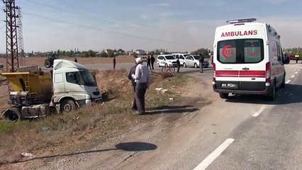 Otomobil ile tır çarpıştı: 2 yaralı - KAHRAMANMARAŞ