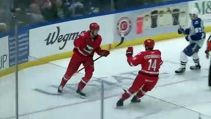 End of 1: Crunch 0, Checkers 4