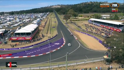 SUPERCARS PRACTISE 6 - OFF TRACK EXCURSIONS(1)