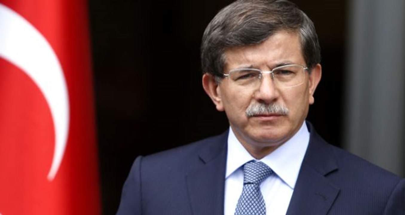 Davutoğlu'ndan "Yeni parti kurmak için paranız var mı?" sorusuna yanıt: Siyasi parti para ile kurulmaz