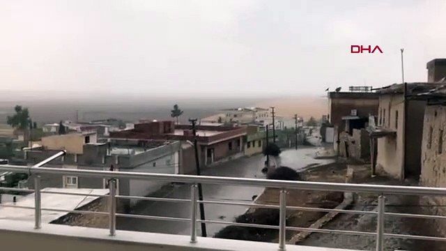 Yıldırım düşme anı cep telefonu kamerasıyla kaydedildi