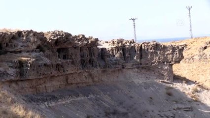 Van Gölü'nün derinliklerindeki gizemi araştırıyor