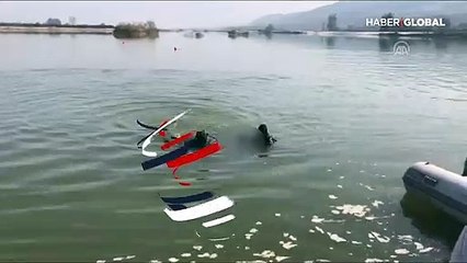 Sakarya Nehri'nde bot alabora oldu: 2 ölü
