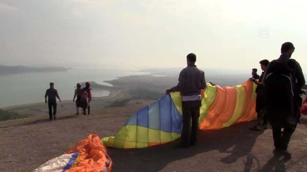 10. Havacılık ve Yamaç Paraşütü Festivali