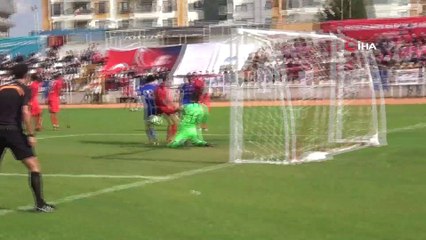 Kupa sevinci yaşamadılar, asker selamı verdiler