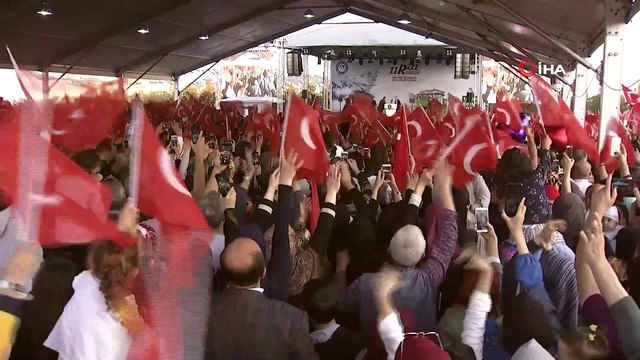 Cumhurbaşkanı Recep Tayyip Erdoğan :” Erdoğan: “ Buna uyulduğu takdirde ne ala. Uyulmadığı takdirde, 120 saat bittiği anda biz tekrar Barış Pınarı Harekatı’na aynen bırakılan yerden devam ediyoruz. Bunu Trump