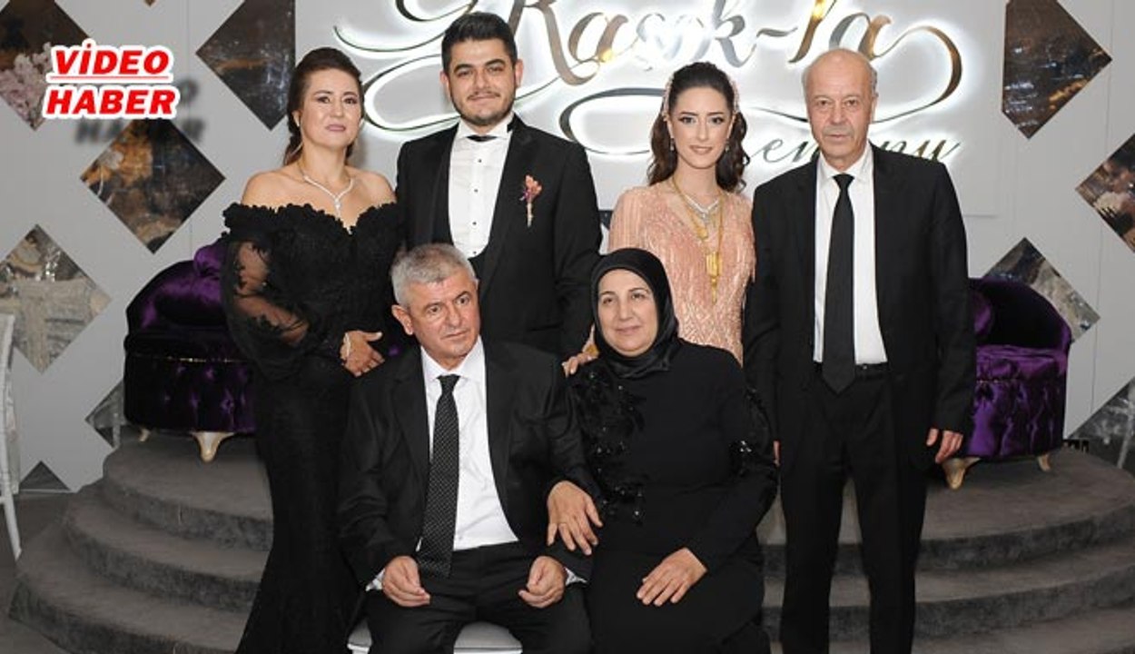 (20 Ekim 2019)ŞERBETÇİOĞLU VE  ÇIKLA ÇİFÇİ  AİLELERİNİN MUTLU GÜNÜ  ÖZGE VE FURKAN NİŞANLANDI