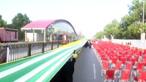 Dünyanın en uzun bayrağı Keşmir için açıldı - İSLAMABAD