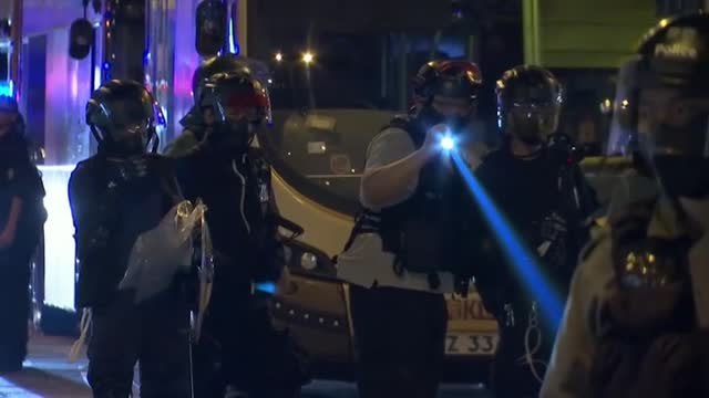 Vuelve la violencia a las calles de Hong Kong tras dos semanas de calma