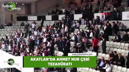Akatlar'da Ahmet Nur Çebi tezahüratı