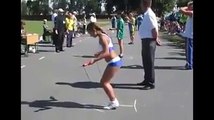 Elle bat le record du monde de corde à sauter et c'est impressionnant