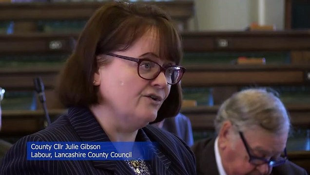 Should Lancashire County Council staff be paid at least £10 per hour?