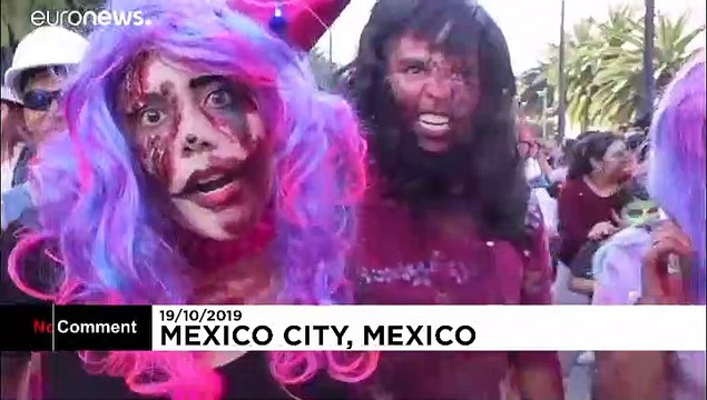 Зомби на марше в Мехико
