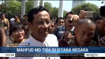 Jelang Pengumuman Menteri, Mahfud MD Tiba di Istana Negara