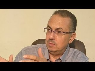 رجل يعمل كمين لزوجته داخل الشقه والسبب !