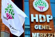 Görevden uzaklaştırılan Diyarbakır Büyükşehir eski belediye başkanı ile üç HDP'li başkan gözaltına alındı