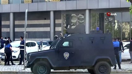 Diyarbakır'da HDP'li belediye başkanlarına terör operasyonu