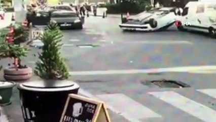 İstanbul’da akıl almaz kaza kamerada