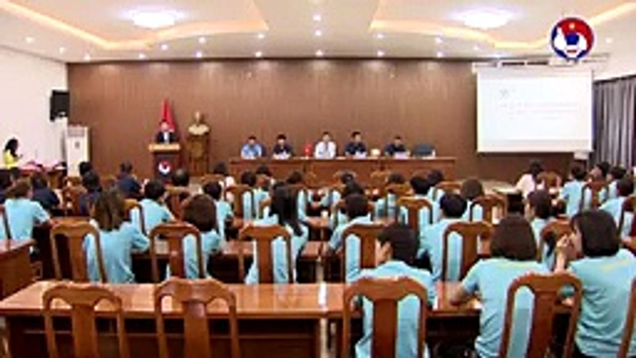 Lãnh đạo VFF chúc mừng các ĐT bóng đá nữ Quốc gia nhân ngày Phụ nữ Việt Nam 20/10 | VFF Channel