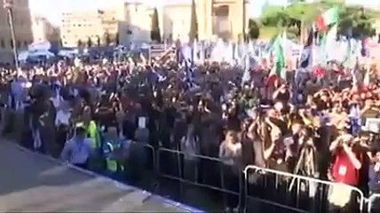 Tải video: Roma - #OrgoglioItaliano, Salvini presenta Berlusconi (19.10.19)