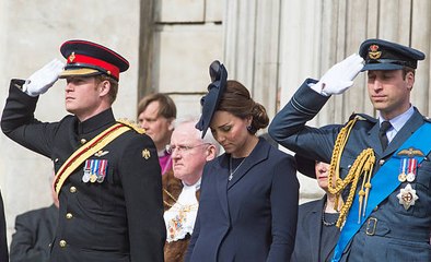 Le prince Harry admet avoir des "mauvais jours" avec William