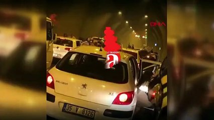 Tünelde tepki çeken halay!; Trafiği felç ettiler