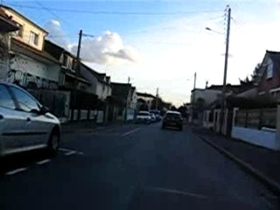 Balade moto en Derbi Drd 2007 Bleu