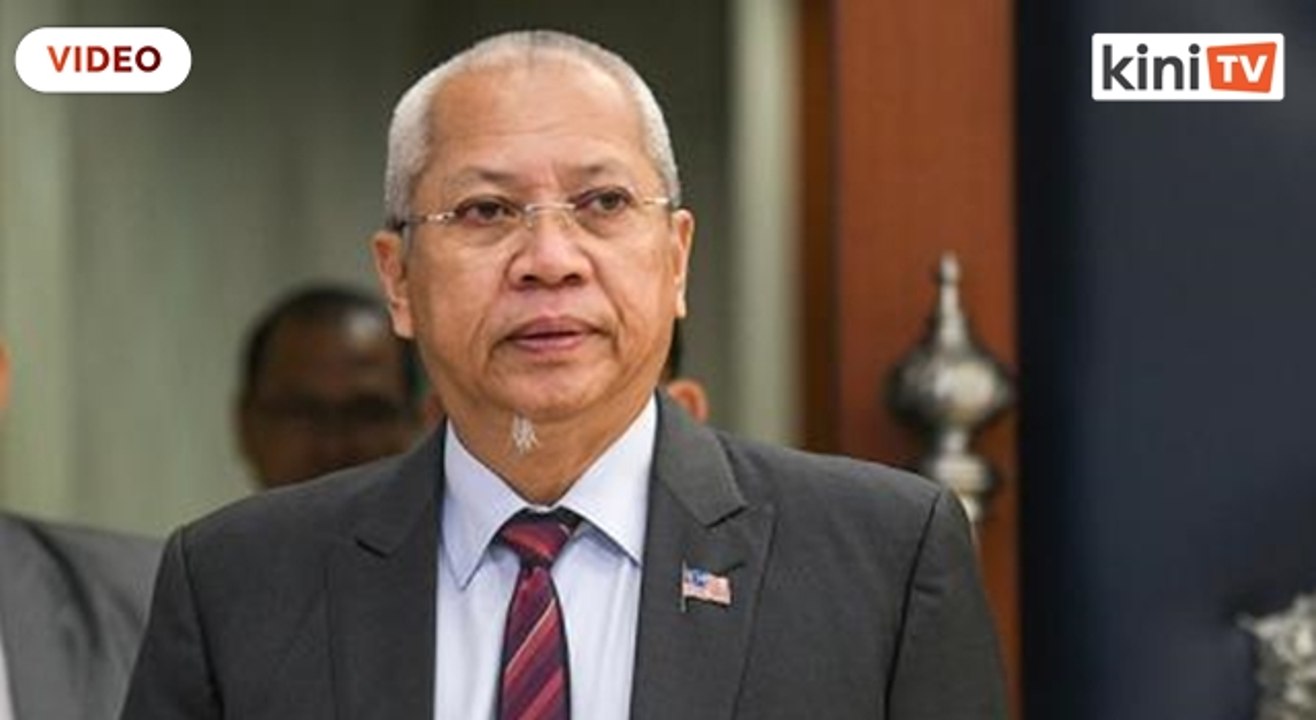 Saya tak kata Anwar tidak berkebolehan tapi benarkan Dr M buat kerja