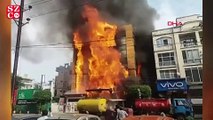 Hindistan'da bir otelde yangın çıktı