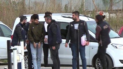 Terör propagandası yapan ve cumhurbaşkanına hakaret eden 2 kişi adliyeye sevk edildi