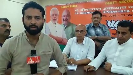 कठुआ पर सवालों से भागे वन मंत्री राजीव जसरोटिया