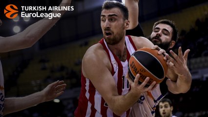 Nikola Milutinov's above-the-rim success