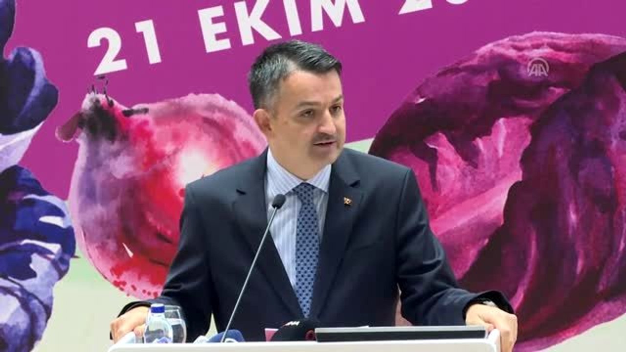 Pakdemirli: "Dünyayı doyuran ülke dünyayı yöneten ülkedir"