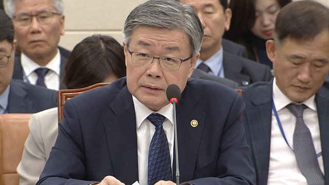 이재갑 주 52시간제 계도 기간 여러 방안 검토...유예는 검토 안 해 / YTN