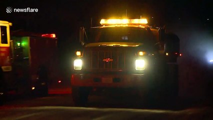 Emergency services battle to contain bushfire in Hemet, California