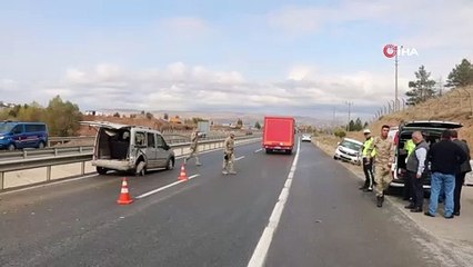 Köpeği ezmemek için kaza yaptı: 2 yaralı