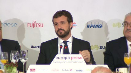 Casado no va a "gastar un solo minuto" en la exhumación de Franco