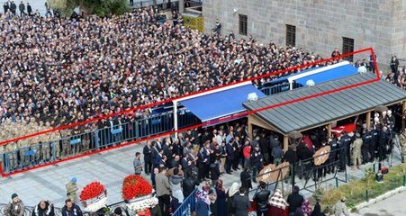 Şehit cenazesinde uygulanan protokol dikkat çekti
